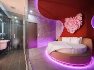 X Sense Love Hotel
