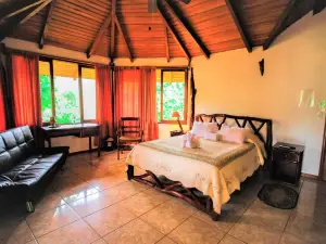 Hosteria Orkidea Lodge