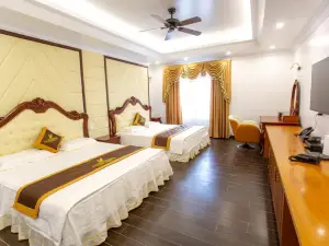 Nam Khánh Hotel