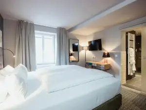 Hotel Goldene Traube - by Neugart
