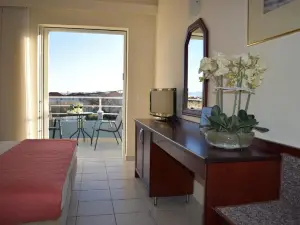 Dionisos Hotel