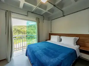 Antiquus ApartHotel