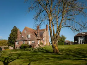 Goss Hall Bed & Breakfast