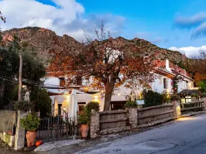 Hotel Rural Alquería de Los Lentos ( Niwalas Rural SL )