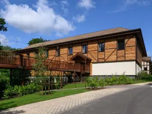 Warwick Castle Hotel & Knight's Village
