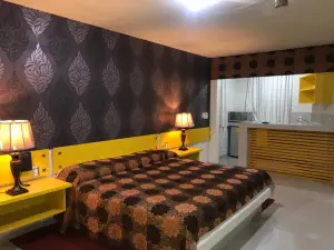 Palacio Rojo Hotel Familiar