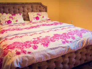 Amoj B&B and Guest House