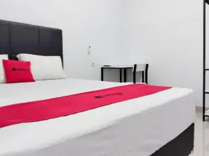 RedDoorz Near Universitas Siliwangi 2