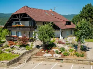 Župančičev Hram
