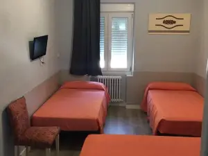 Hostal Rosales