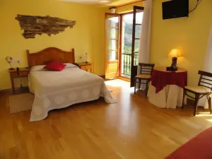 Hotel Restaurante Casa Petronila