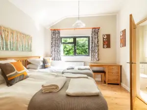 Tor Farm Lodge