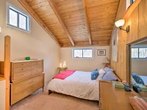 Unique Thornton Townhome Swim, Ski, and Hike!