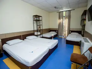 Formula 1 Motel