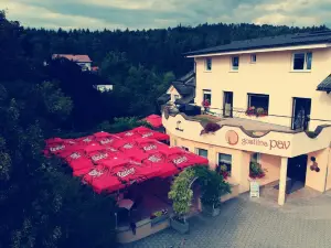 Gostilna S PRENOČIŠČI Pav