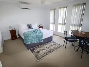 Blk Stays Guest House Deluxe Units Morayfield