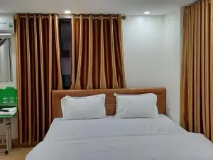 Dragon Hotel