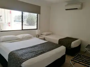 Augathella Motel & Caravan Park