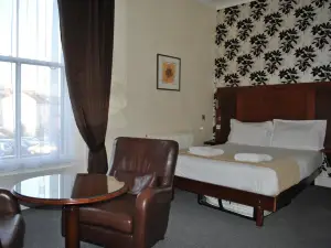 Town House Rooms