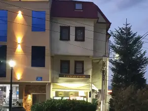 Top 3 Apartments