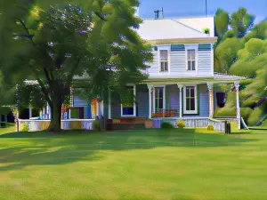 Leslie Manor