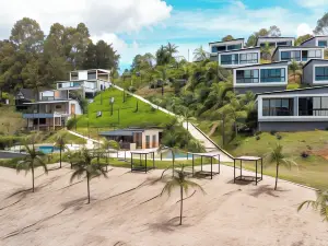 Viajero Guatapé Hostel & Lake Club
