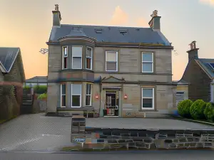 Braidmead House