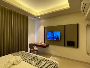 Azana Garden Hill Resort Blora