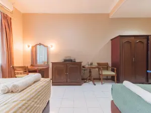 Hotel Ayong Linggarjati Kuningan Mitra RedDoorz