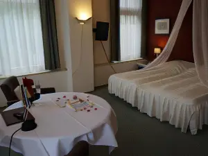 Hotel Het Gemeentehuis Uithuizen