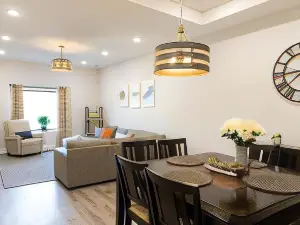 Cozy 2 Bedroom Condo