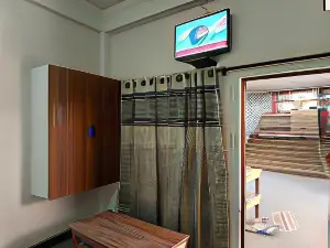 OYO Banshidhar Guesthouse