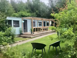 Lovely Chalet in de Pol with Garden