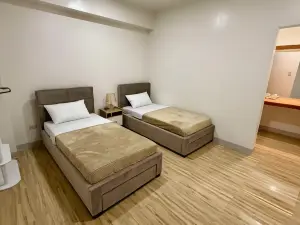 24-Seven Guesthouse (Room 202)