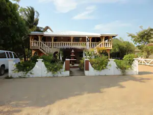 加勒比海岸家庭旅館