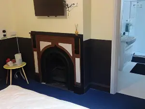 Hunters Hotel