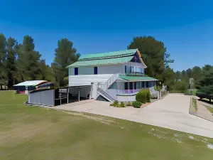 Eagle’s Landing Lodge