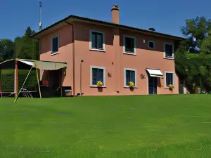 Casale Vicino Al Golf Nazionale