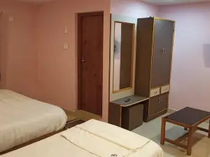 Aarthi Residency