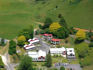 Waitomo Village Chalets Home of Kiwipaka