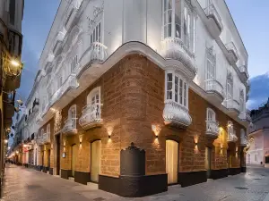 歐洲之星酒店 - 薩加斯塔宮金色之家