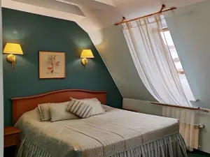 Tearose Mini-Hotel