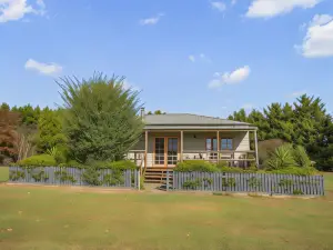 Stayau Sunset Cottage 2Br Farm Retreat