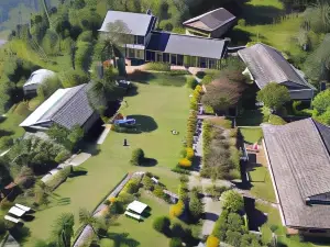 安納普爾納生態村酒店