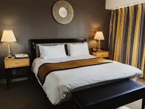 Stamford Suites