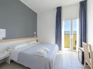 Nautic Beach Hotel