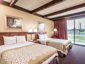 Days Inn by Wyndham Niles