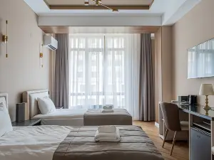 Five hotel