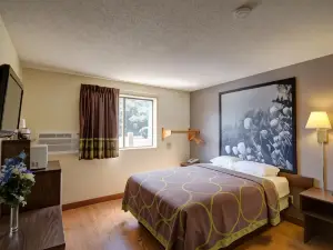 Super 8 by Wyndham Zanesville