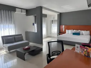 Days Inn by Wyndham Minatitlan